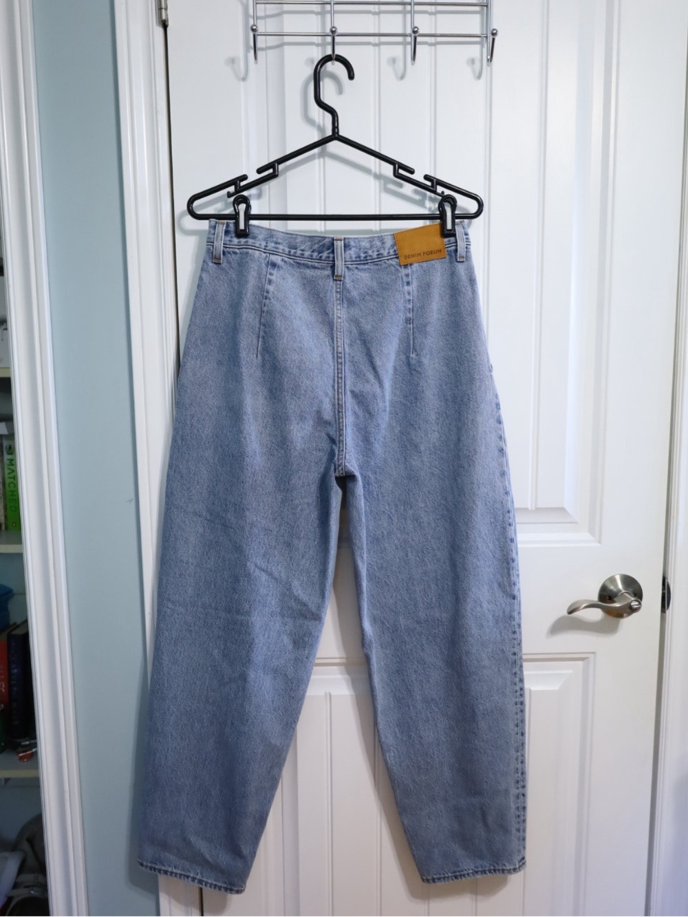 Aritzia Denim Forum The Luanne High Rise Tapered 30L Light Wash Women’s Size 29 - Picture 6 of 11